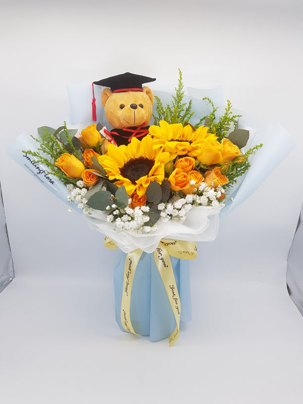 Graduation Flowers, Bouquet, With Bear & Gifts In Singapore - Smiling Flora